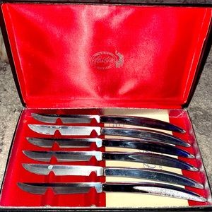 Vintage Carvel Hall steak knives